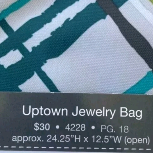 hirty-One Uptown Jewelry Carrier Folding Organizer Bag Sea Plaid NWOT - Picture 4 of 4